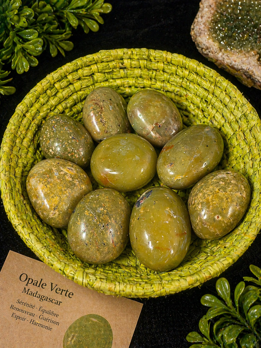 Opale Verte AA – Pierre Naturelle Madagascar Apaisante